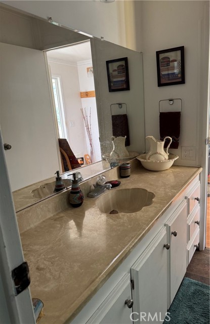200 Tillie Creek Road, Wofford Heights CA: https://media.crmls.org/medias/bd58088d-f3aa-4f12-ab78-02536847edbb.jpg