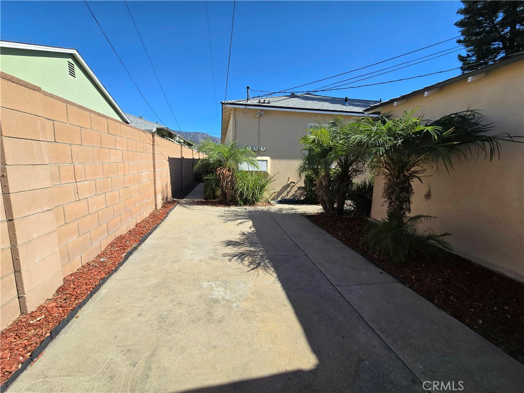 MLS #SR25276159 image #8