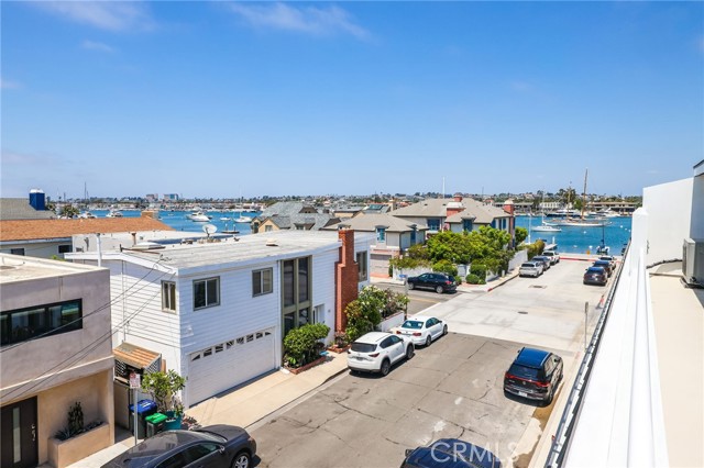 825 W Bay Avenue, Newport Beach CA: https://media.crmls.org/medias/bd58747f-bfdb-452f-b16e-da17da0d7e75.jpg