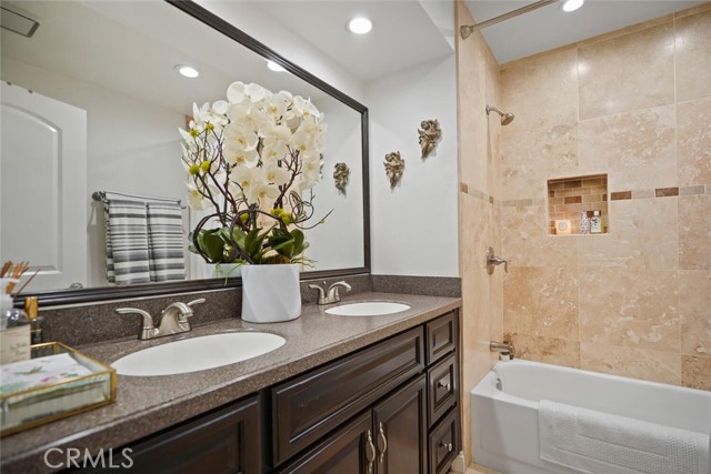 Detail Gallery Image 33 of 75 For 6617 Oak Forest Dr, Oak Park,  CA 91377 - 3 Beds | 2/1 Baths