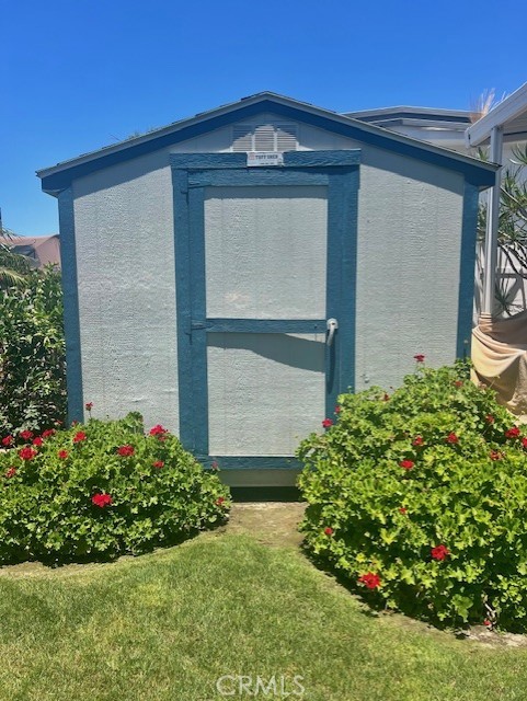 Detail Gallery Image 19 of 40 For 311 Concord Ln, Newport Beach,  CA 92660 - 2 Beds | 2 Baths