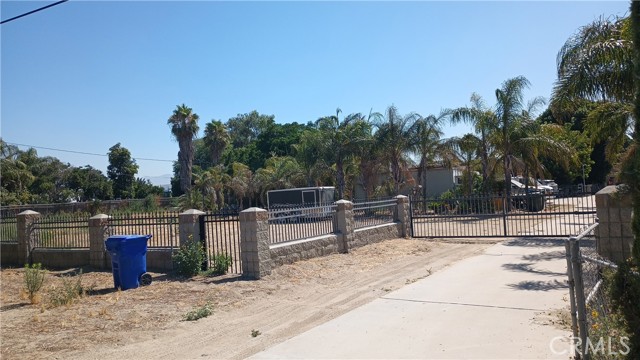 Image 2 for 11229 Cypress Ave, Fontana, CA 92337
