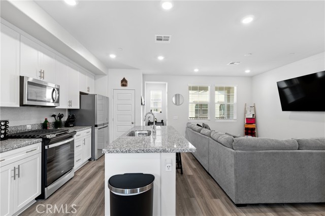 Image 5 of 27 For 40845 Melrose Drive