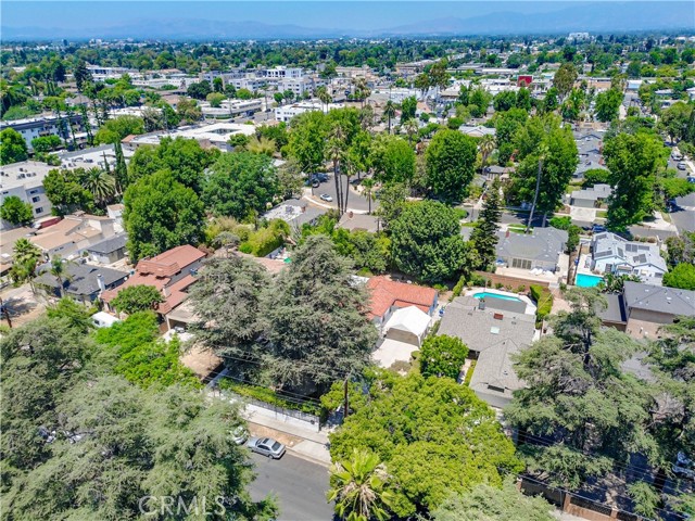 Detail Gallery Image 55 of 58 For 13621 Erwin St, Van Nuys,  CA 91401 - 4 Beds | 3 Baths
