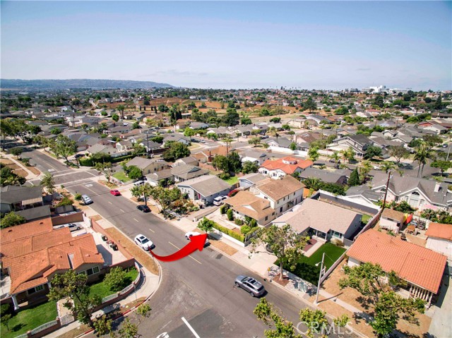 19205 Entradero Avenue, Torrance CA: https://media.crmls.org/medias/bd5cebeb-3671-40ea-92a3-d41153d6f011.jpg
