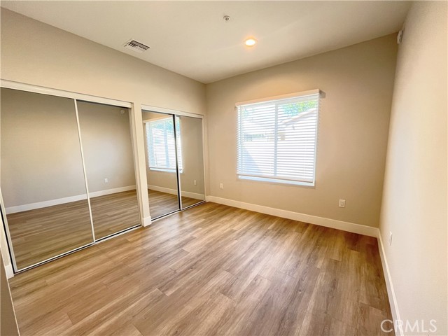 Detail Gallery Image 6 of 14 For 8412 Burnet Ave, North Hills,  CA 91343 - 2 Beds | 2 Baths
