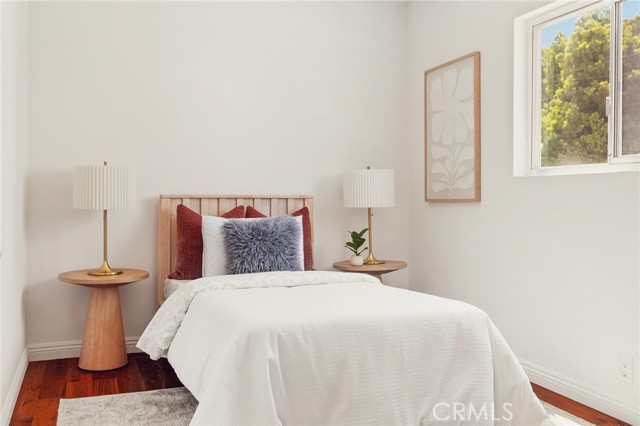 Detail Gallery Image 15 of 26 For 1918 11th St #D,  Santa Monica,  CA 90404 - 2 Beds | 2 Baths