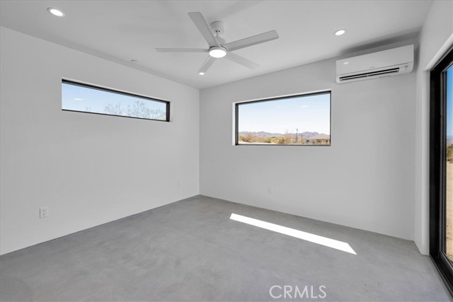 7192 Mount Shasta Avenue, Joshua Tree CA: https://media.crmls.org/medias/bd5dc3d3-e7c8-4ecd-bc86-a1ae49369ce6.jpg