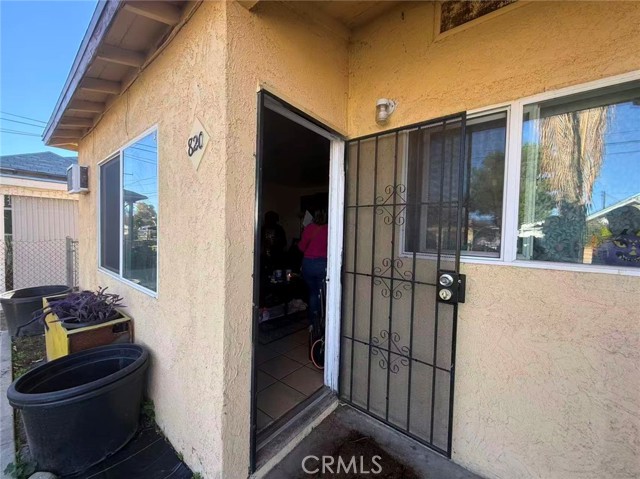 Detail Gallery Image 4 of 7 For 818 E C St, Colton,  CA 92324 - – Beds | – Baths