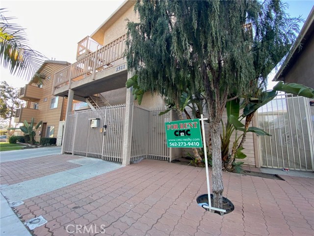 1511 Freeman Ave, Long Beach, CA 90804