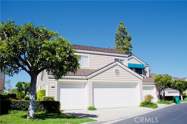 Detail Gallery Image 1 of 1 For 21 Lakefront, Irvine,  CA 92604 - 3 Beds | 2/1 Baths