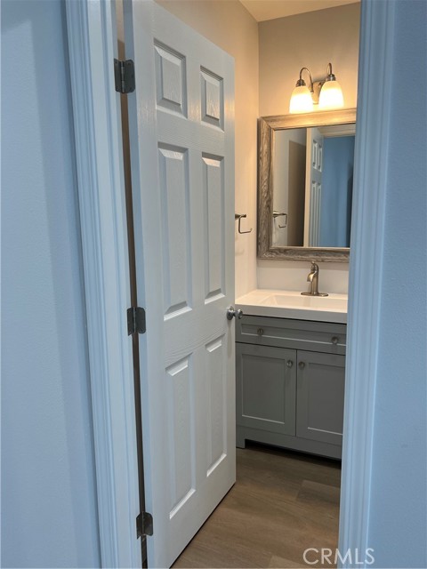 376 N Lime Street, Orange CA: https://media.crmls.org/medias/bd5eaadc-ca1c-49c2-8439-5864695ff8a6.jpg