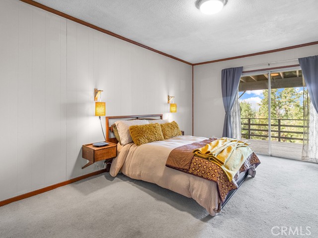 Detail Gallery Image 17 of 28 For 22212 Cass Ave, Woodland Hills,  CA 91364 - 4 Beds | 3/1 Baths