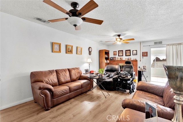 Detail Gallery Image 24 of 61 For 936 Pinon, Barstow,  CA 92311 - 4 Beds | 2 Baths