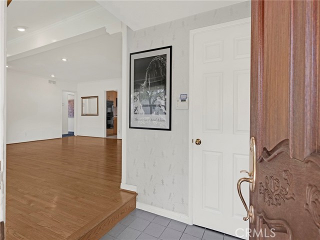 4854 Ranchito Avenue, Sherman Oaks CA: https://media.crmls.org/medias/bd603dc4-04e3-4deb-b56c-f6be63f02326.jpg
