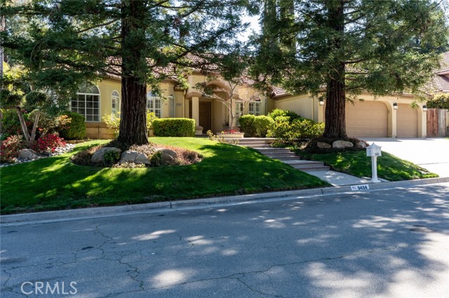 Detail Gallery Image 6 of 44 For 9484 N Woodmont Dr, Fresno,  CA 93720 - 4 Beds | 3 Baths