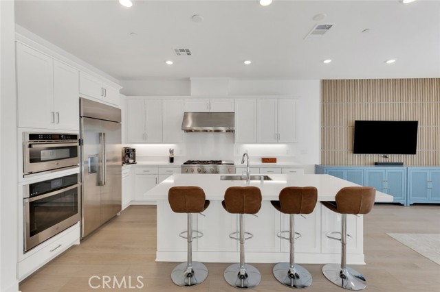 Detail Gallery Image 12 of 53 For 26712 Afton Ln, Valencia,  CA 91381 - 4 Beds | 3/1 Baths