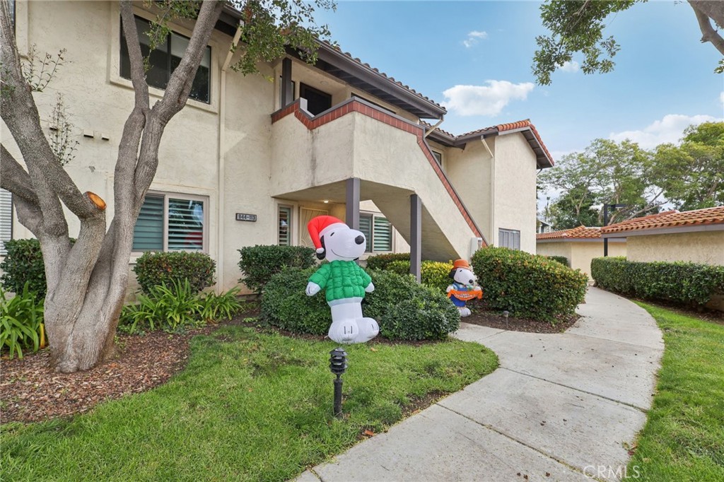 944 Lupine Hills - photo 2