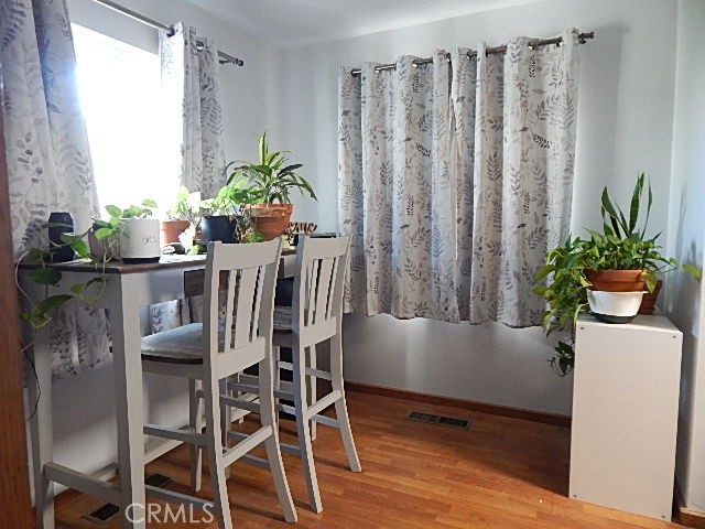 1427 Yolo Street, Corning CA: https://media.crmls.org/medias/bd64147c-9321-4bc1-871f-c44111b6e7f2.jpg