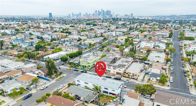 810 N Mott Street, Los Angeles CA: https://media.crmls.org/medias/bd64795e-72b3-473b-b24b-5c3d6fec72de.jpg