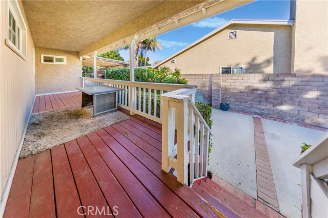 Detail Gallery Image 3 of 17 For 19937 Parthenia St, Northridge,  CA 91324 - 3 Beds | 2 Baths