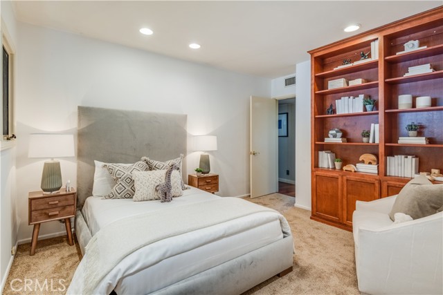 5 Pleasant Hill Drive, Rolling Hills Estates, California 90274, 5 Bedrooms Bedrooms, ,1 BathroomBathrooms,Residential,Sold,Pleasant Hill,PV22022320