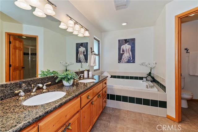 379 Fawntrail Place, Big Bear Lake CA: https://media.crmls.org/medias/bd6592d2-e1ce-4585-b72f-b7377db73f1c.jpg