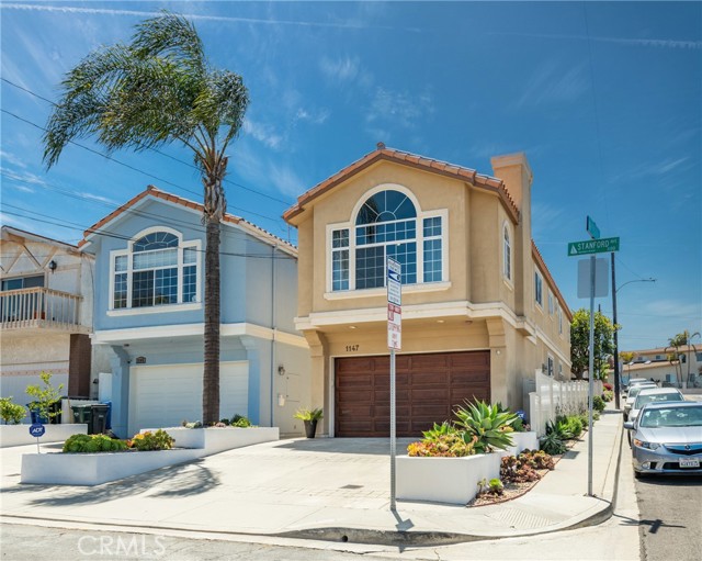 1147 Stanford Avenue, Redondo Beach, California 90278, 3 Bedrooms Bedrooms, ,2 BathroomsBathrooms,Residential,Sold,Stanford,SB22095933