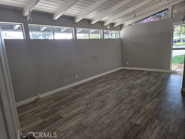 Detail Gallery Image 12 of 20 For 9336 Sophia, North Hills,  CA 91343 - 4 Beds | 2 Baths