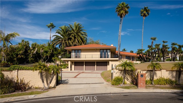 Detail Gallery Image 35 of 75 For 984 La Cresta Pl, Palos Verdes Estates,  CA 90274 - 6 Beds | 4 Baths