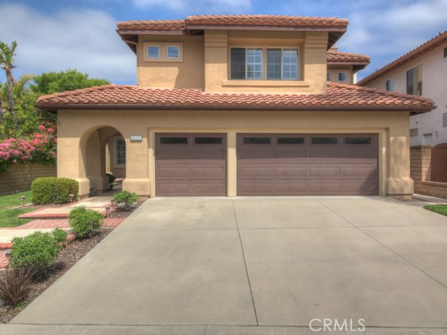 Detail Gallery Image 3 of 16 For 10655 Bruns Dr, Tustin,  CA 92782 - 3 Beds | 2/1 Baths