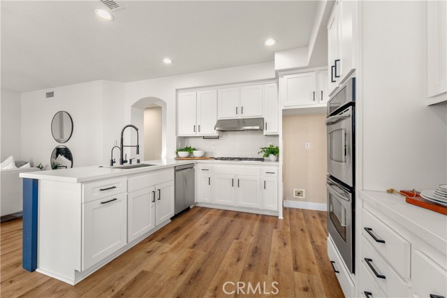 Detail Gallery Image 4 of 73 For 7505 E Toyon, Anaheim Hills,  CA 92808 - 4 Beds | 3 Baths