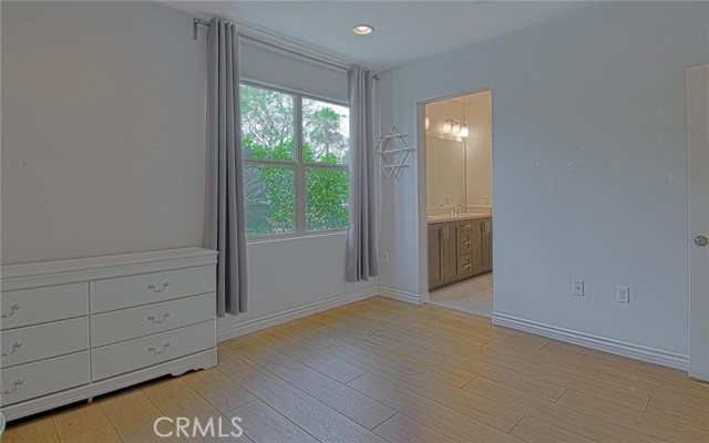 Detail Gallery Image 12 of 19 For 524 S Anaheim #1,  Anaheim,  CA 92805 - 3 Beds | 2 Baths