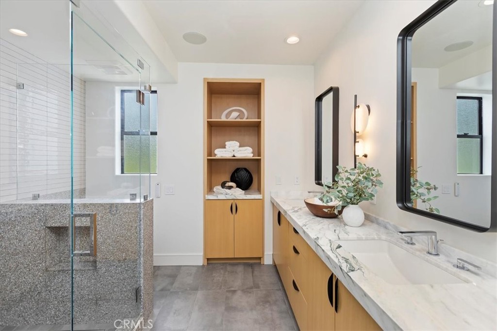 MLS #IV25270073 image #29