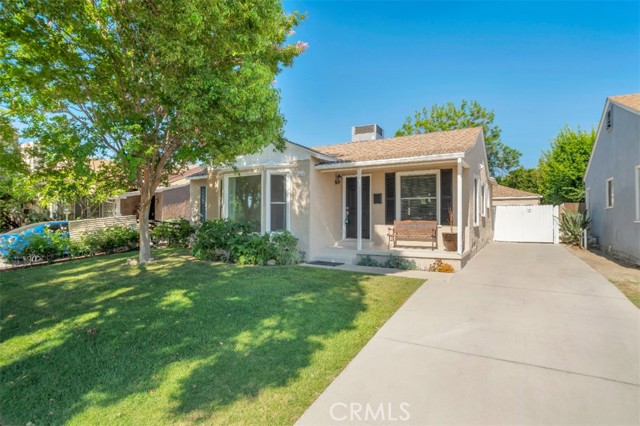 Detail Gallery Image 3 of 28 For 6614 Forbes Ave, Lake Balboa,  CA 91406 - 3 Beds | 1 Baths
