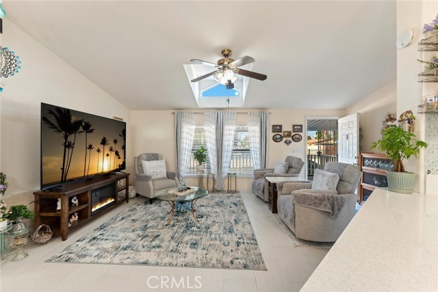 Detail Gallery Image 9 of 34 For 1895 W Devonshire Ave #148,  Hemet,  CA 92545 - 3 Beds | 2 Baths