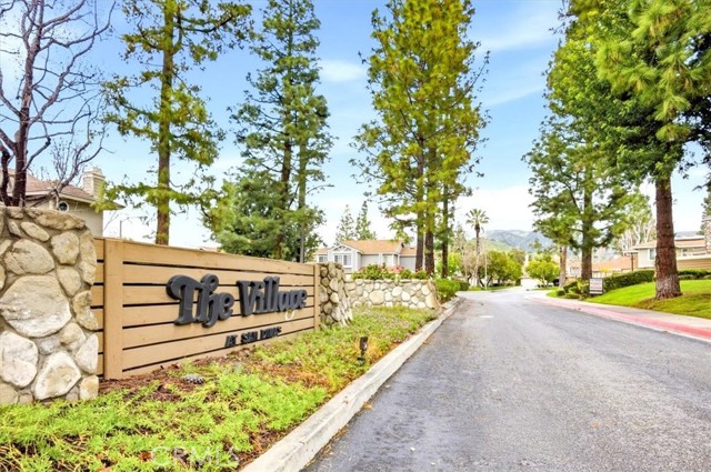 Detail Gallery Image 6 of 48 For 909 Lotus Cir, San Dimas,  CA 91773 - 2 Beds | 2 Baths