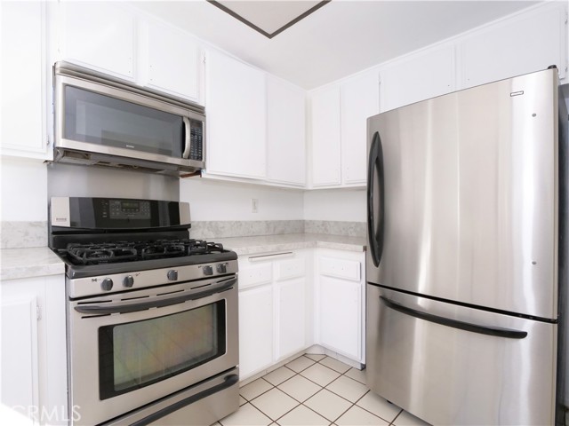 3608 Estates Lane, Rolling Hills Estates, California 90274, 2 Bedrooms Bedrooms, ,1 BathroomBathrooms,Residential,Sold,Estates,SB22146768