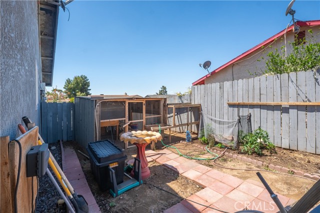 Detail Gallery Image 35 of 39 For 16800 Hidden Creek Dr, Victorville,  CA 92395 - 3 Beds | 2 Baths