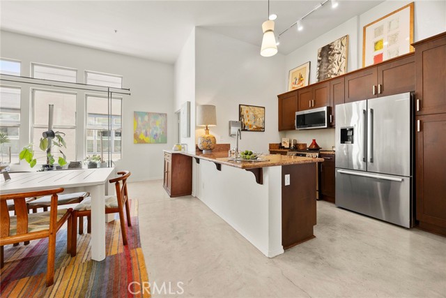 Detail Gallery Image 7 of 50 For 253 N Bush St, Santa Ana,  CA 92701 - 1 Beds | 1 Baths