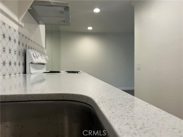 Detail Gallery Image 17 of 46 For 2821 N Los Felices Cir #2,  Palm Springs,  CA 92262 - 1 Beds | 1 Baths