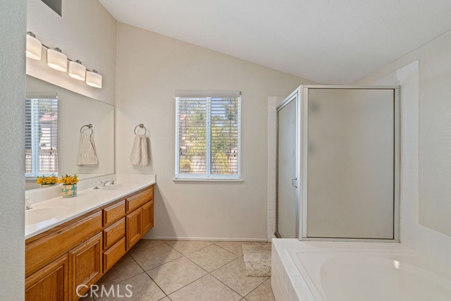Detail Gallery Image 19 of 27 For 30252 Silver Ridge Ct, Temecula,  CA 92591 - 3 Beds | 2/1 Baths