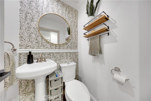 17971 Theodora Drive, Tustin CA: https://media.crmls.org/medias/bd6af854-6c33-410d-a777-ae6242cd30f0.jpg
