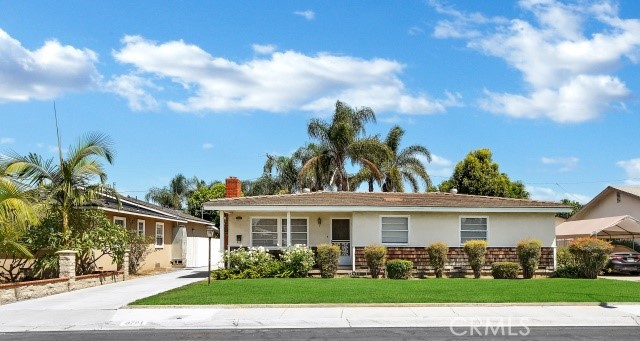 8791 Woolley Ln, Garden Grove, CA 92841