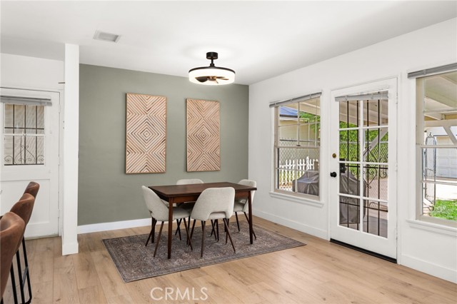 1326 Clock Avenue, Redlands CA: https://media.crmls.org/medias/bd6b8076-36a5-482b-a991-5a51f1f74e95.jpg
