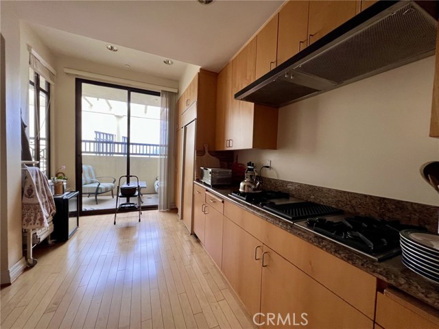 Detail Gallery Image 22 of 40 For 11847 Gorham Ave #403,  Los Angeles,  CA 90049 - 2 Beds | 2/1 Baths