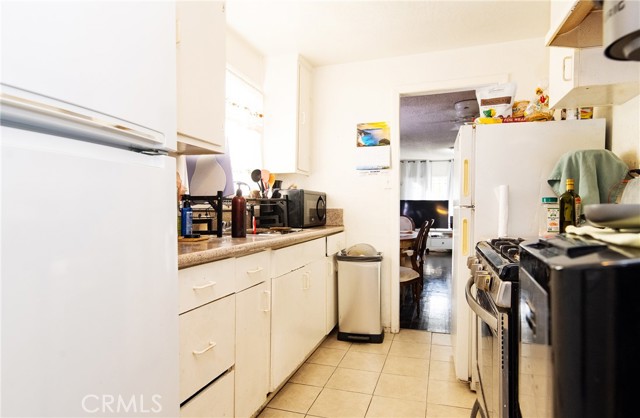 Detail Gallery Image 13 of 15 For 9814 Bandera, Los Angeles,  CA 90002 - 2 Beds | 1 Baths