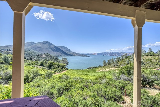 4777 Hawaina Way, Kelseyville CA: https://media.crmls.org/medias/bd6c85da-980d-443c-b33c-4333958680b7.jpg