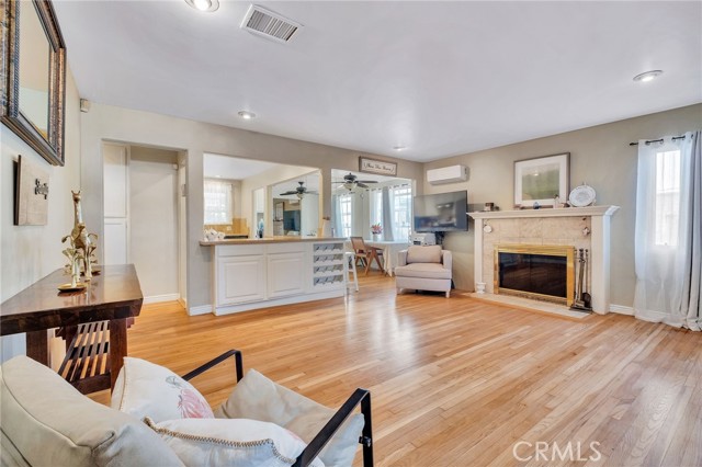 Detail Gallery Image 11 of 51 For 8819 Glider, Los Angeles,  CA 90045 - 3 Beds | 2 Baths