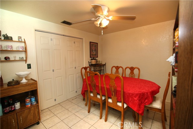 Detail Gallery Image 15 of 57 For 11211 Holmes Ave, Jurupa Valley,  CA 91752 - 4 Beds | 2/1 Baths